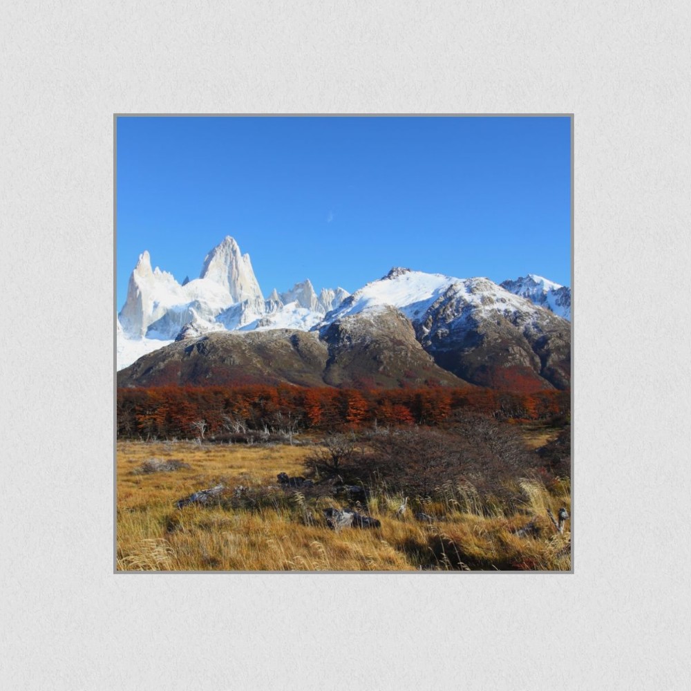 Artikelbild Akustikbild - Land der Berge – Basotect® Schallabsorber im eloxierten Aluminiumrahmen 530x530x55mm