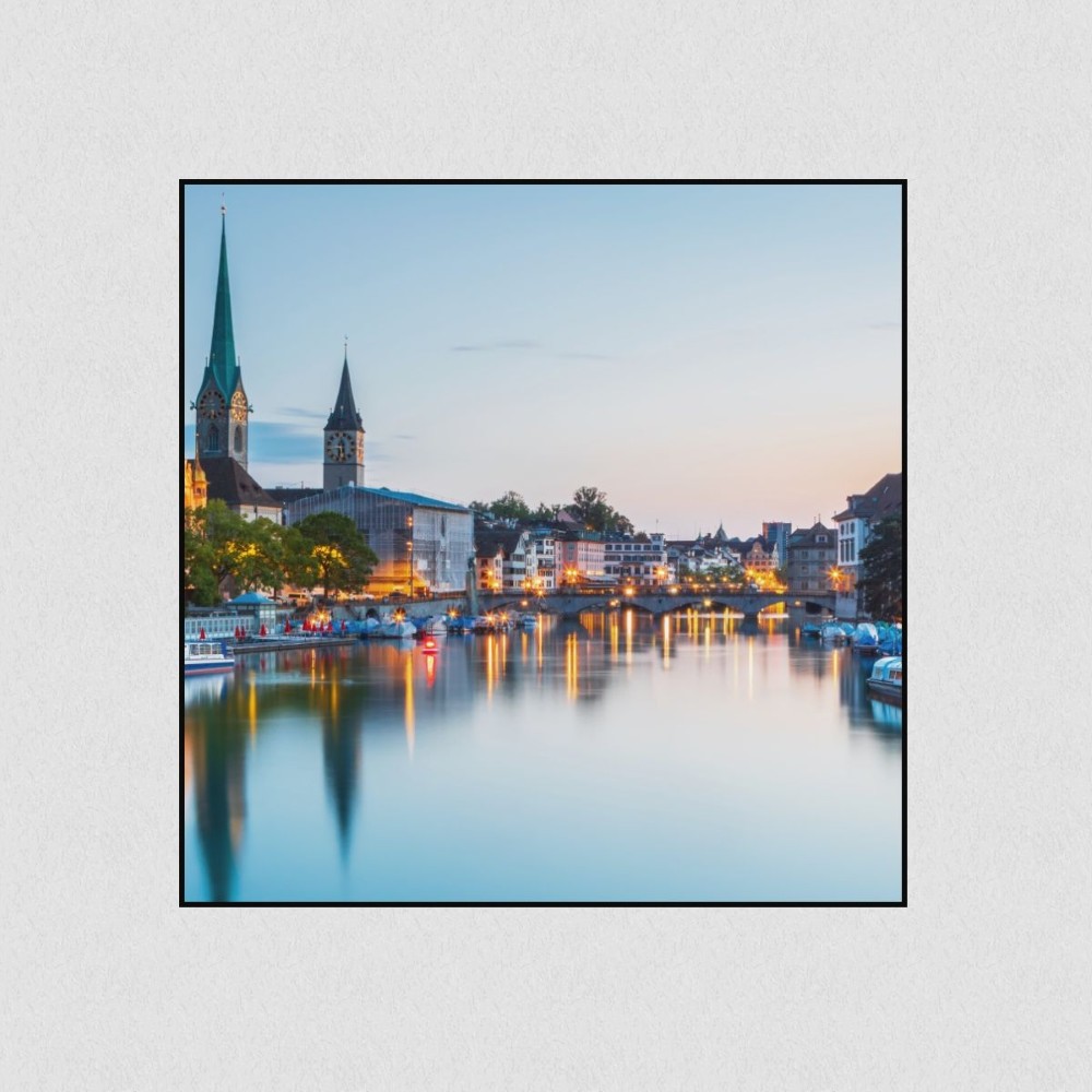 Artikelbild Akustikbild - Zürich am Wasser: Ein atemberaubender Blick auf die Stadt – Basotect® Schallabsorber im schwarzen Aluminiumrahmen 530x530x55mm