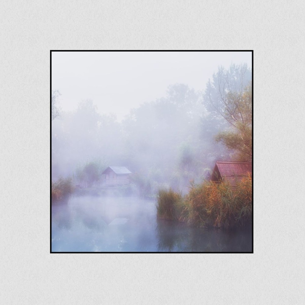Artikelbild Akustikbild - Ruhe - Ein Waldsee im Nebel – Basotect® Schallabsorber im schwarzen Aluminiumrahmen 530x530x55mm