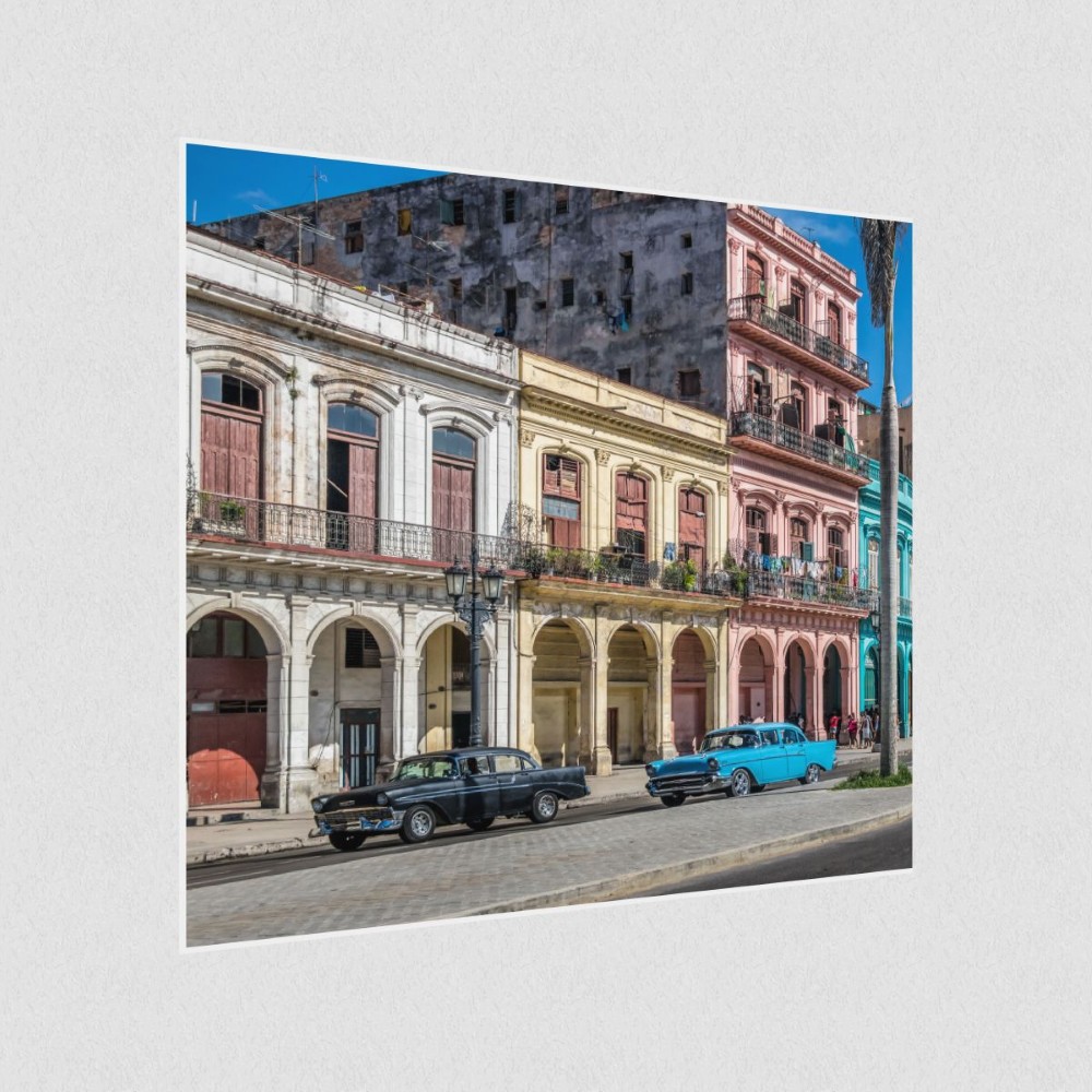 Artikelbild Akustikbild - Havanna Allee – Basotect® Schallabsorber im weißen Aluminiumrahmen 530x530x55mm